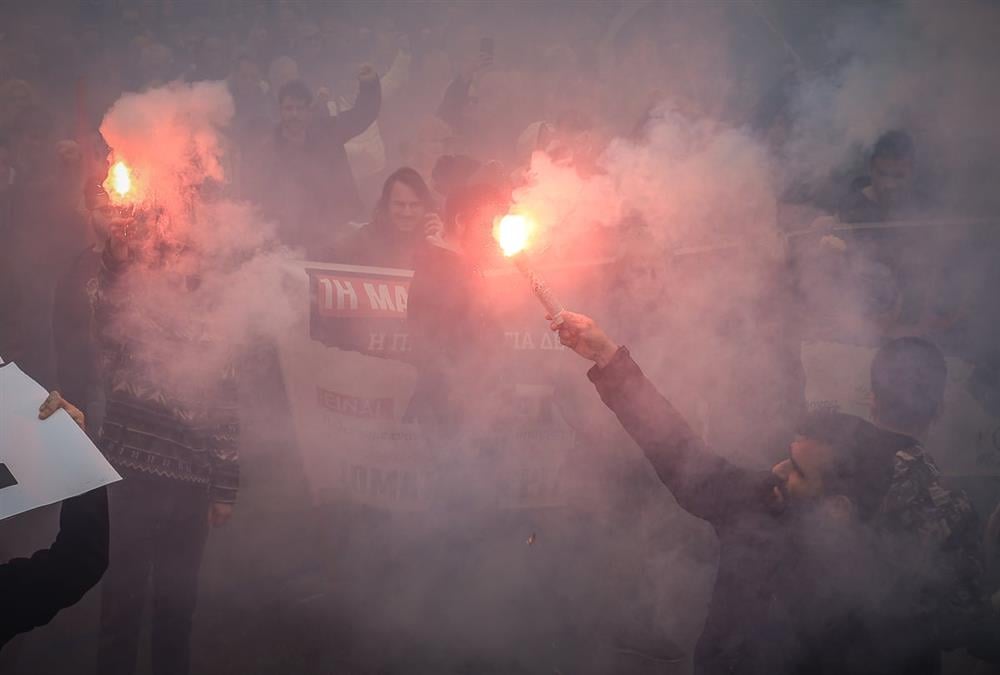 Μεγαλειώδεις συγκεντρώσεις για την εργατική Πρωτομαγιά - Πλήθος κόσμου στους δρόμους