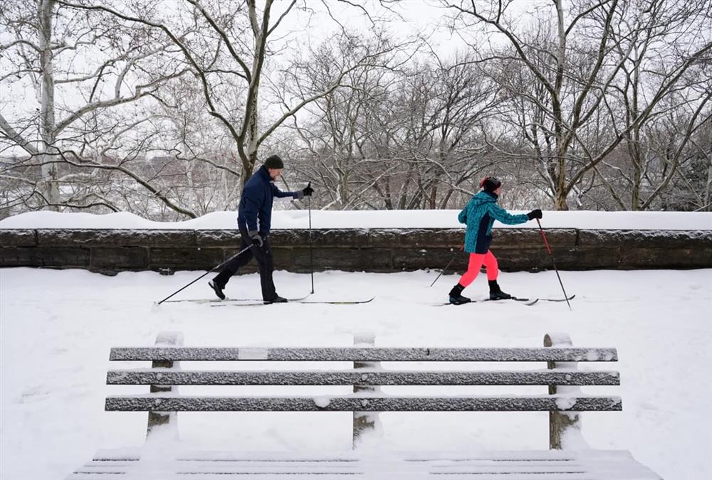Στην «κατάψυξη» οι ΗΠΑ: Δεκάδες θάνατοι και χιλιάδες νοικοκυριά χωρίς ρεύμα από την πρωτοφανή ψυχρή εισβολή
