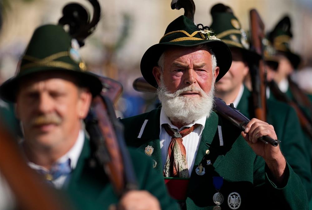 Το Oktoberfest άνοιξε στο Μόναχο! Δείτε τις καλύτερες φωτογραφίες