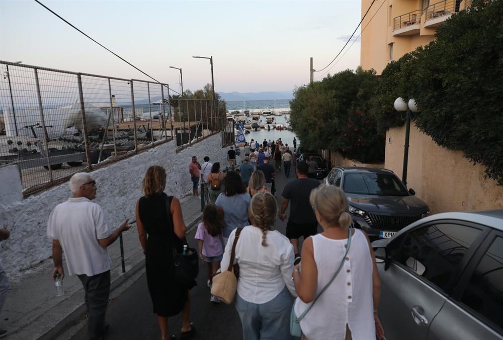 8 χρόνια από το Μάτι, εικόνες από τις εκδηλώσεις μνήμης (INTIME, EUROKINISSI)