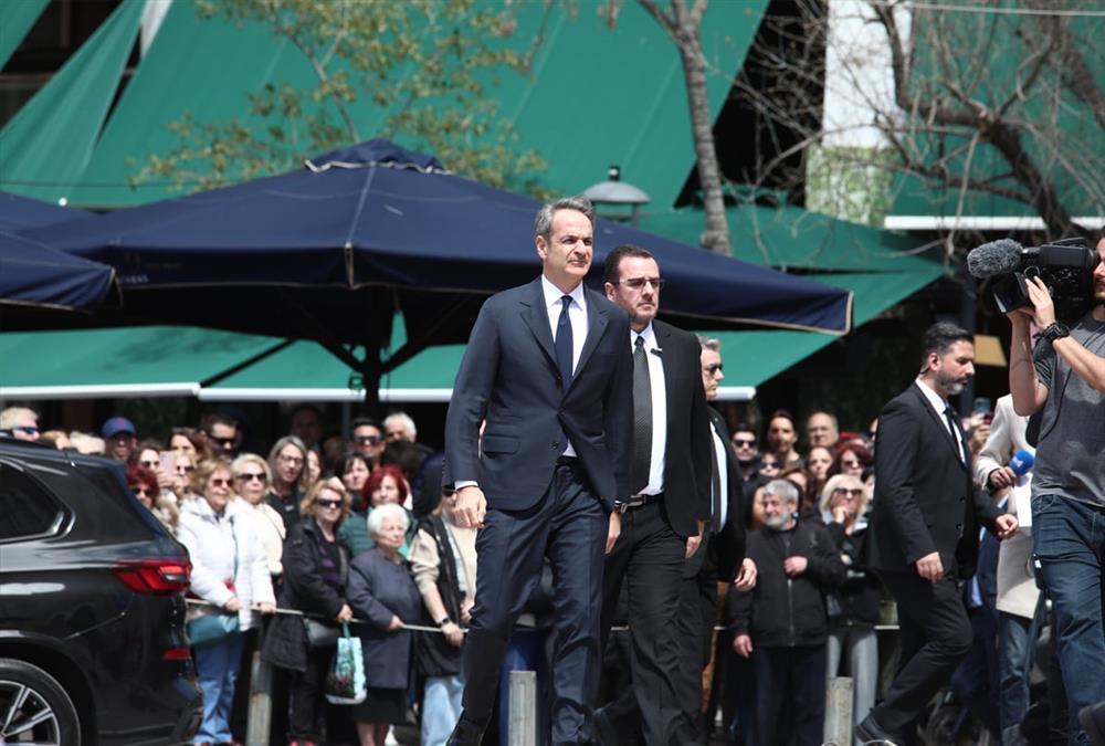 Το τελευταίο αντίο στην τεράστια Μαρινέλλα