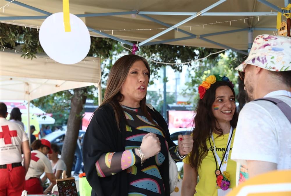 Athens Pride 2026: Ένα απέραντο ουράνιο τόξο το κέντρο της Αθήνας - Πλήθος κόσμου στη μεγάλη γιορτή υπερηφάνειας
