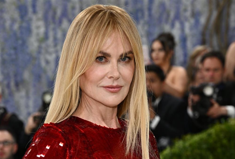 Met Gala 2026: Λάμψη, προκλήσεις και εντυπωσιακές επιστροφές στο κόκκινο χαλί