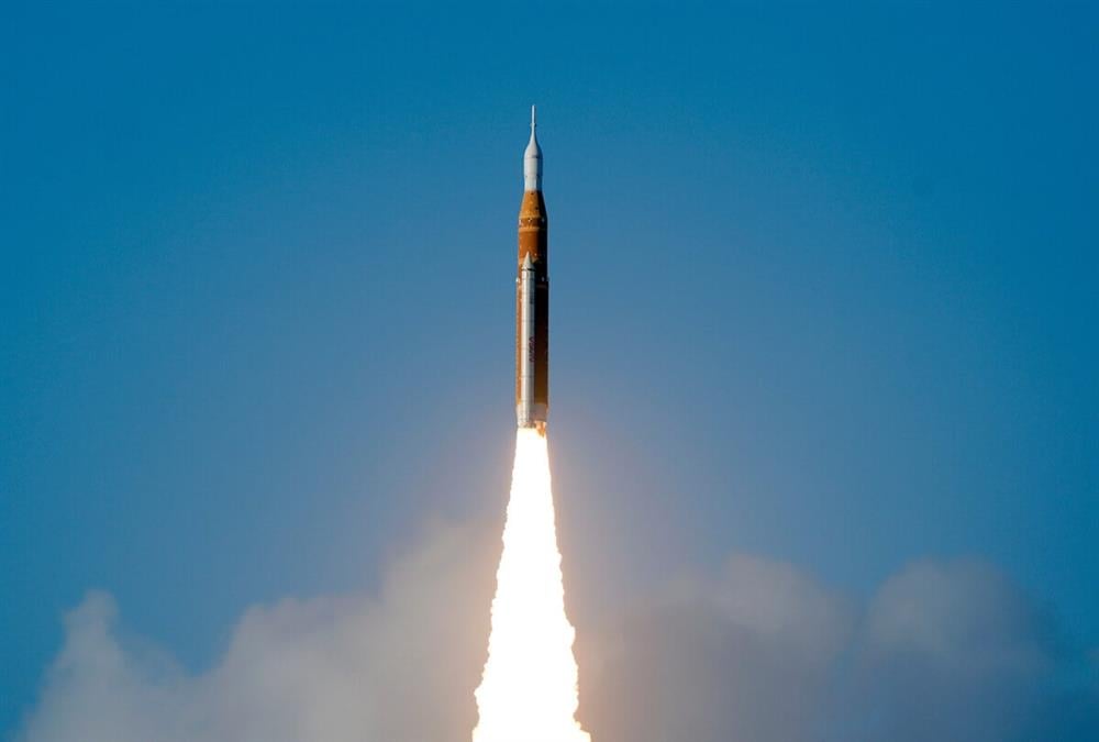 Η πρώτη αποστολή της NASA στο Φεγγάρι μετά από σχεδόν 54 χρόνια - Εντυπωσιακές εικόνες