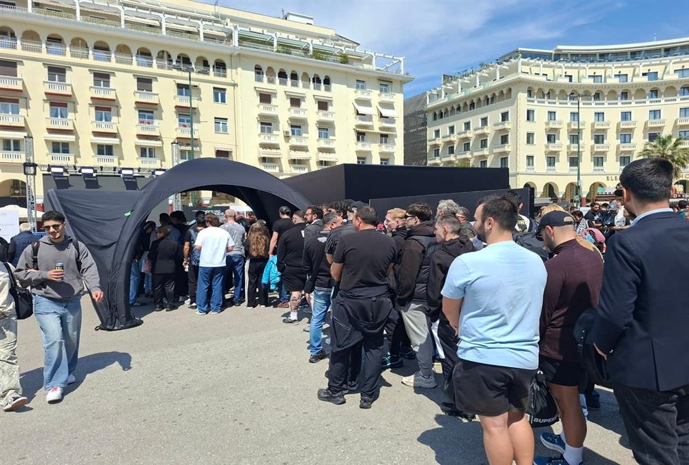 Ο ΠΑΟΚ γιορτάζει έναν αιώνα ζωής: Συγκίνηση, περηφάνια και πολλές εκπλήξεις στην ασπρόμαυρη πλατεία Αριστοτέλους