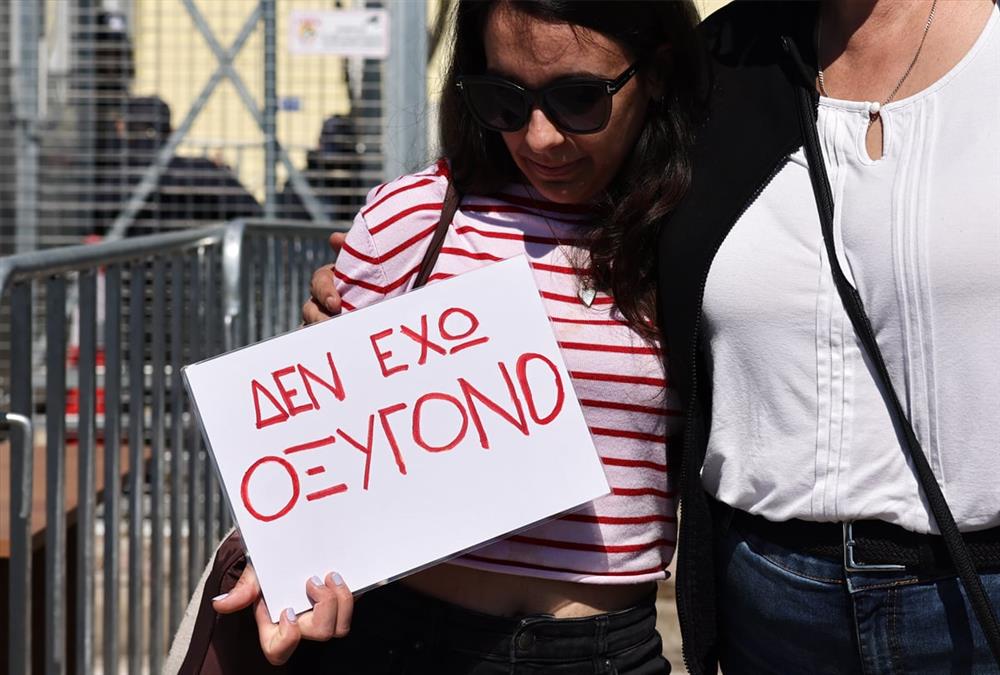 Δίκη για τα Τέμπη, 3η ημέρα: Ηχηρά μηνύματα για δικαιοσύνη και δικαίωση των οικογενειών των θυμάτων - Παρόντες και επιζήσαντες