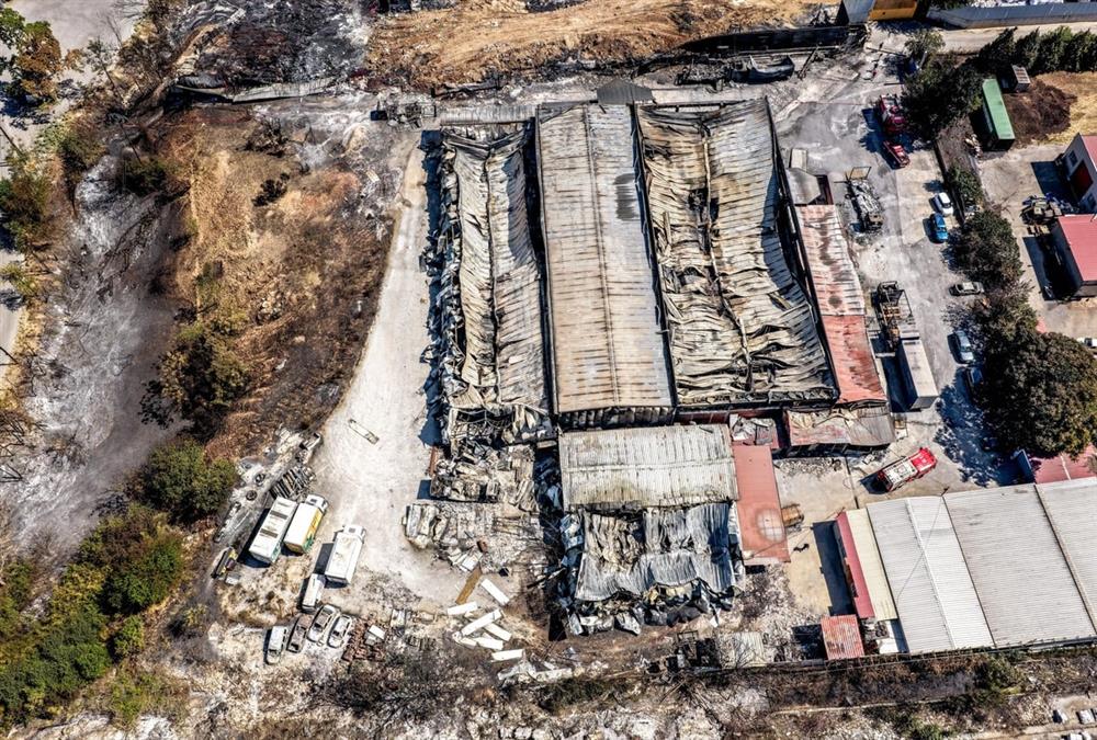 Αποκαρδιωτικές εικόνες στο Ωραιόκαστρο: Η καταστροφή από ψηλά