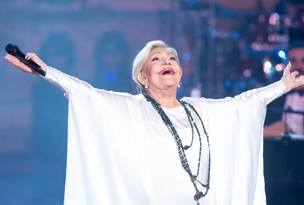 Πέθανε η εμβληματική τραγουδίστρια Μαρινέλλα - Η ζωή και το σπουδαίο έργο της