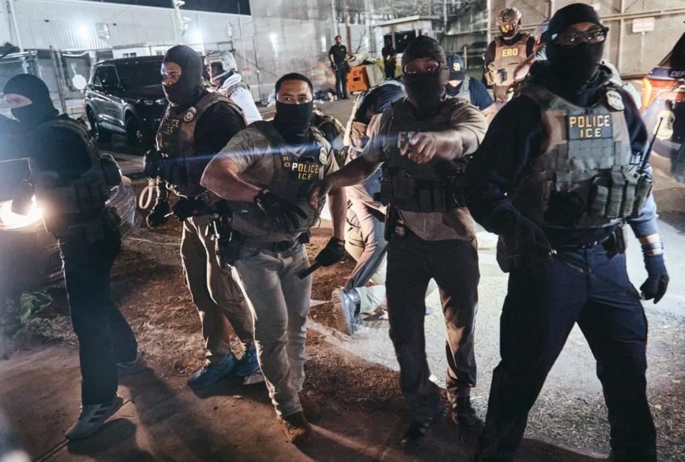 Νέος κύκλος οργής στο Νιου Τζέρσεϊ κατά του ICE - Άγρια συμπλοκή διαδηλωτών με πράκτορες