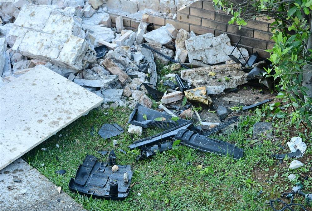 Εικόνες από το σημείο της τραγωδίας στην Ποσειδώνος