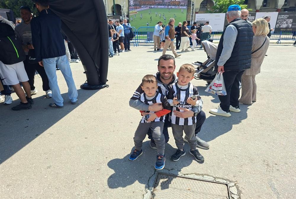 Ο ΠΑΟΚ γιορτάζει έναν αιώνα ζωής: Συγκίνηση, περηφάνια και πολλές εκπλήξεις στην ασπρόμαυρη πλατεία Αριστοτέλους