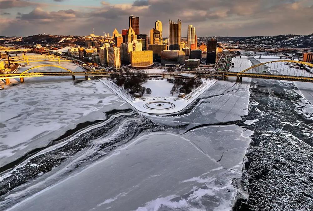 Στην «κατάψυξη» οι ΗΠΑ: Δεκάδες θάνατοι και χιλιάδες νοικοκυριά χωρίς ρεύμα από την πρωτοφανή ψυχρή εισβολή