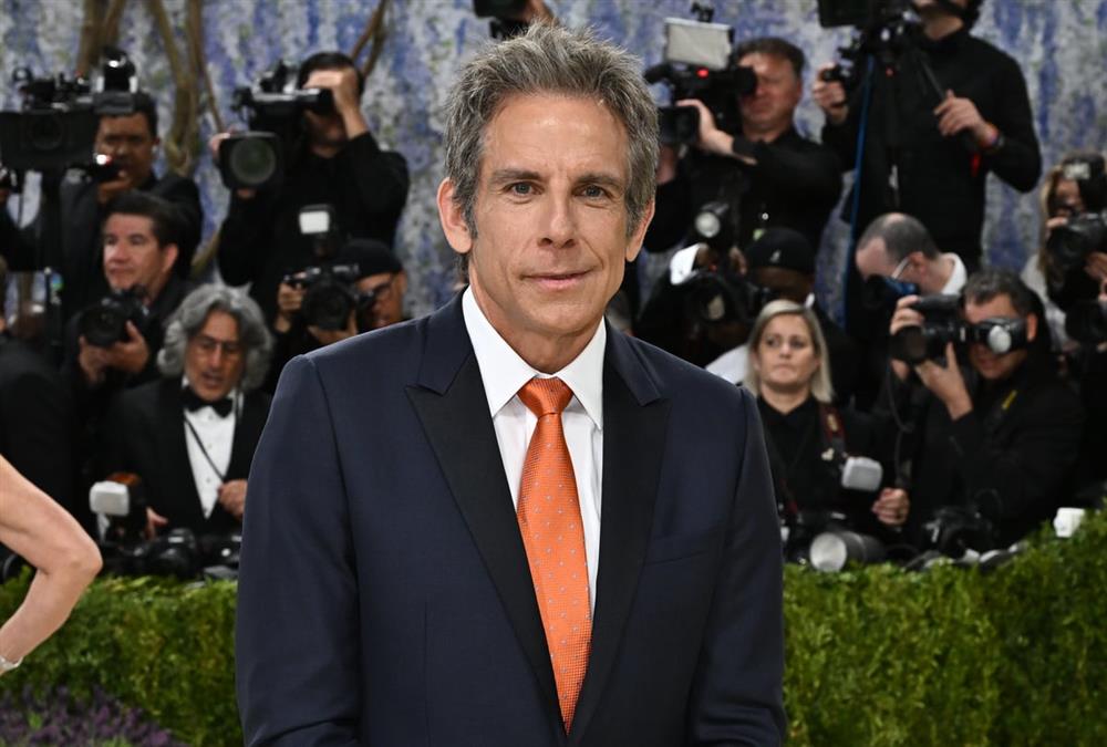 Met Gala 2026: Λάμψη, προκλήσεις και εντυπωσιακές επιστροφές στο κόκκινο χαλί