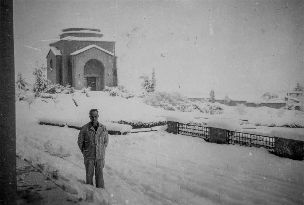 Οι συγκλονιστικές φωτογραφίες - ντοκουμέντα από την εκτέλεση των «200» στην Καισαριανή