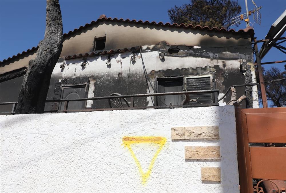 Η «μαύρη» καταγραφή των πυρκαγιών: 118 κτίρια κρίθηκαν «κόκκινα» - Ολοκληρώθηκαν 325 αυτοψίες στις πληγείσες περιοχές