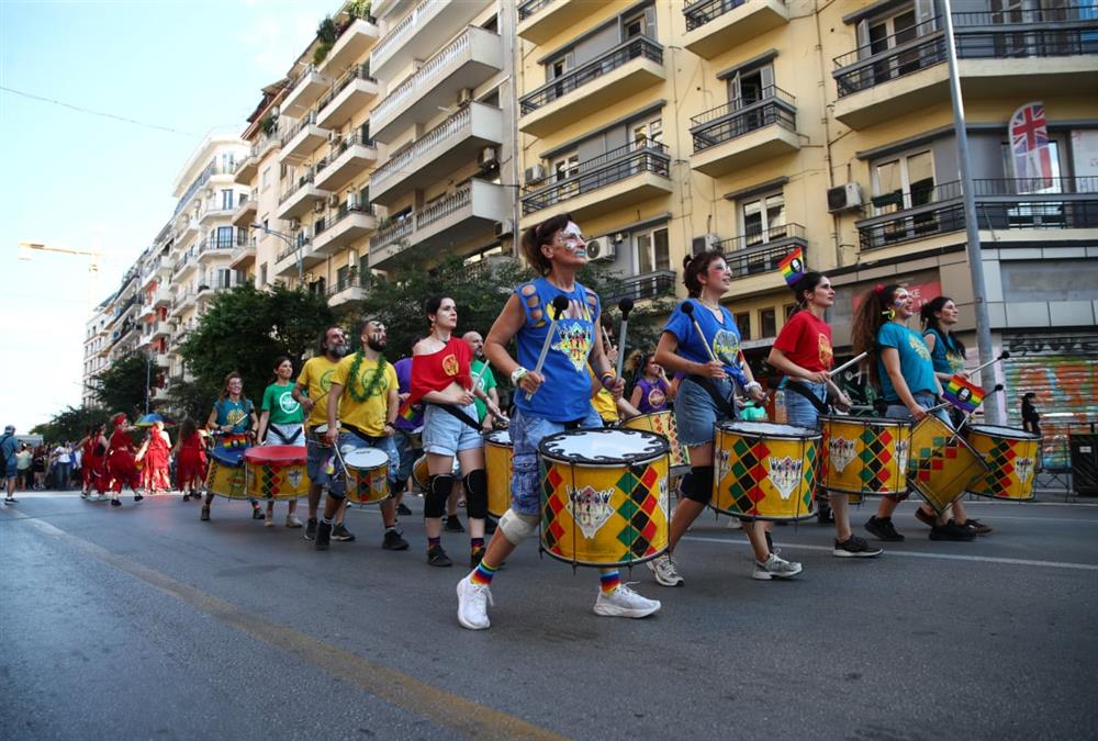 14ο Thessaloniki Pride: Πλημμύρισε με χρώματα και μηνύματα υπερηφάνειας η συμπρωτεύουσα