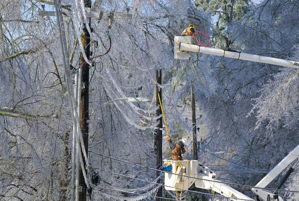 Στην «κατάψυξη» οι ΗΠΑ: Δεκάδες θάνατοι και χιλιάδες νοικοκυριά χωρίς ρεύμα από την πρωτοφανή ψυχρή εισβολή