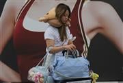 «Ευτυχώς που δεν παντρεύτηκα»: Πώς η οικονομία της μοναξιάς στην Κίνα προσφέρει μια ματιά στο μέλλον