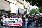 «Ούτε σπιθαμή γης στους φασίστες»: Δυναμική αντιφασιστική συγκέντρωση στην Ελευσίνα - Το μήνυμα της Μάγδας Φύσσα