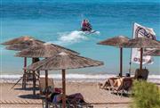 Ανεξέλεγκτη η κατάσταση στη θάλασσα με τα σκάφη και τα ταχύπλοα - «Ο καθένας κάνει ό,τι θέλει»