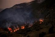 Μάχη με τις φλόγες για τρίτο 24ωρο: Ανησυχία στο Ρέθυμνο, εκκενώνεται χωριό στη Βοιωτία - Live ενημέρωση για τα μέτωπα