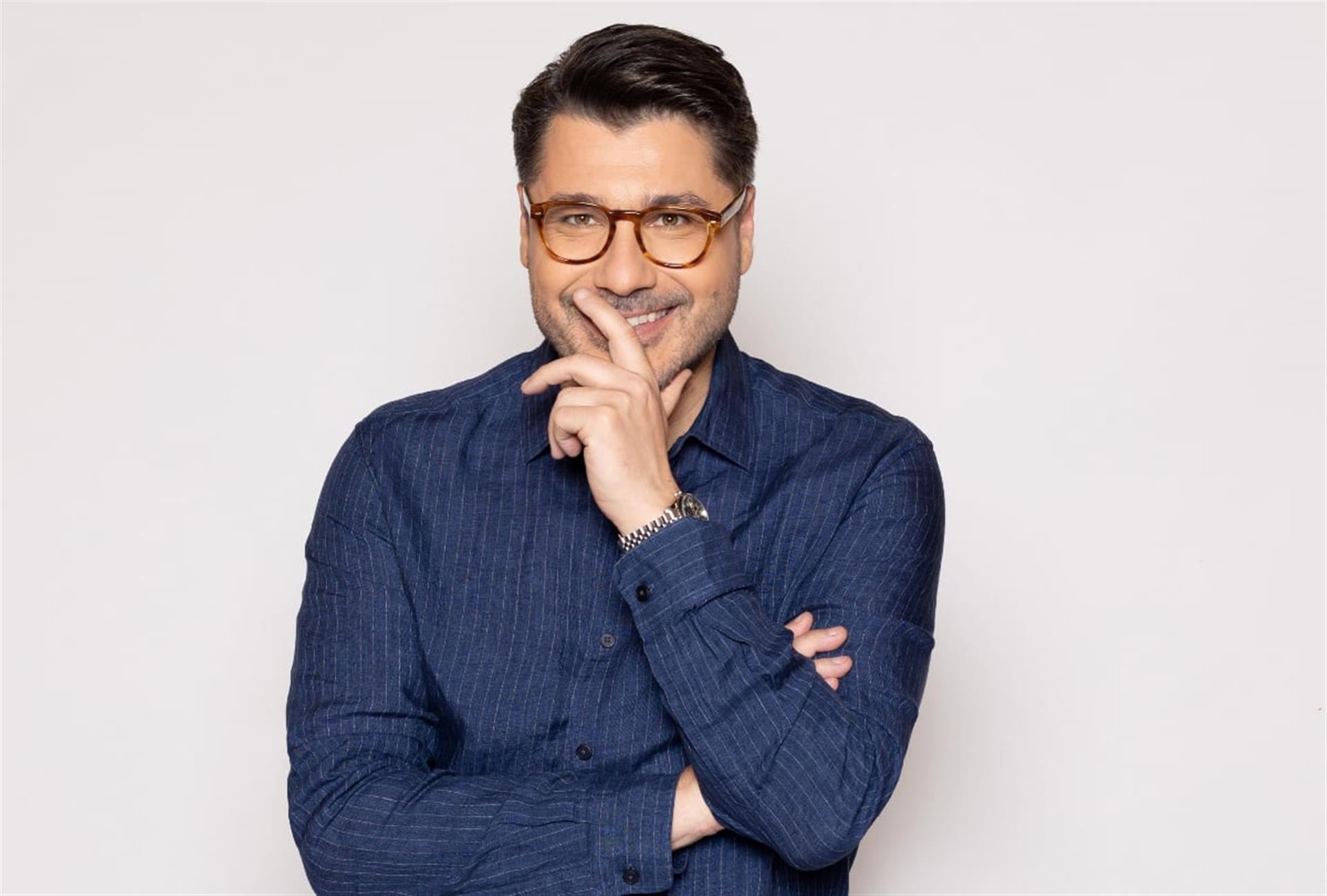 article background image