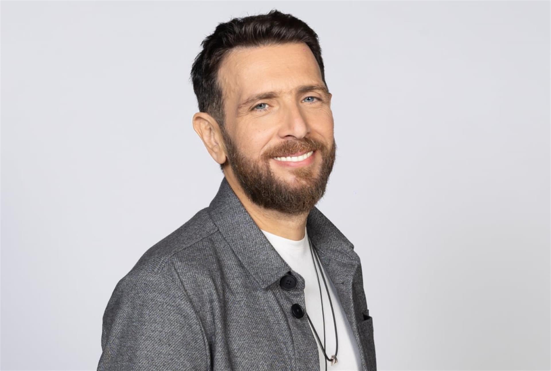 article background image