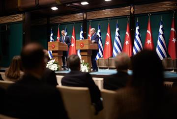 article square background image