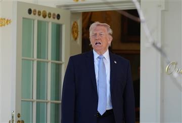 article square background image