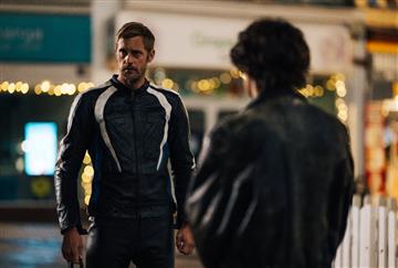 article square background image