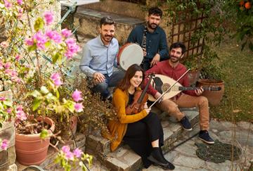 article square background image