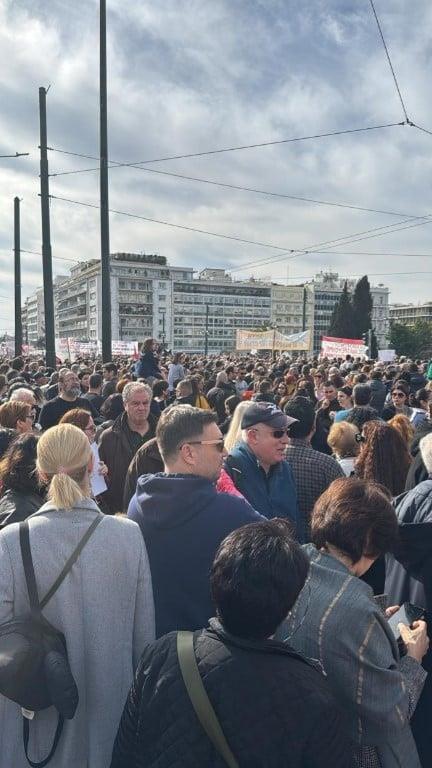 Το ethnos.gr στο Σύνταγμα