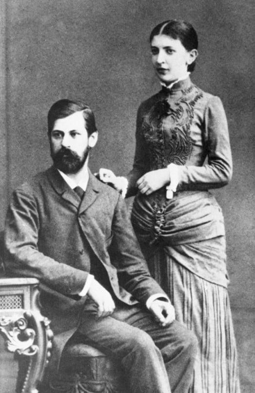 Ο Φρόυντ το 1885, με τη μελλοντική σύζυγό του Μάρθα