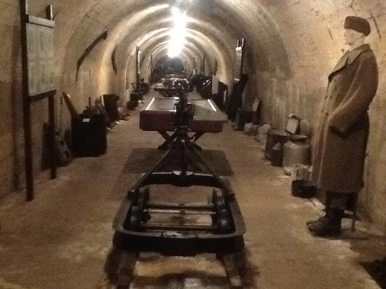 Καταφύγιο στη Λέρο - Πολεμικό Mουσείο Λέρου