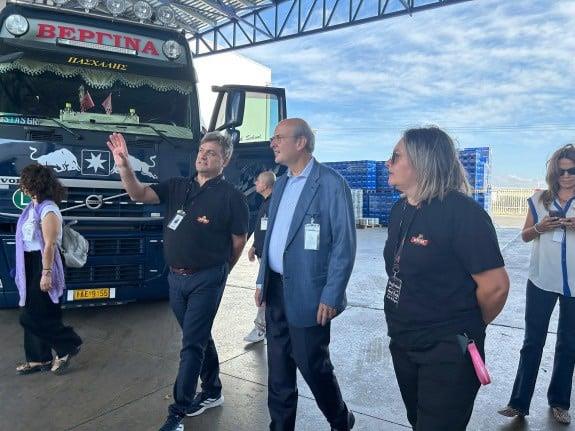 Επίσκεψη του Αντιπροέδρου της Κυβέρνησης Κωστή Χατζηδάκη στη Ζυθοποιία Μακεδονίας Θράκης Α.Ε.