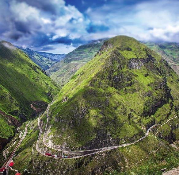 Devils Nose Train, Ισημερινός (instagram)