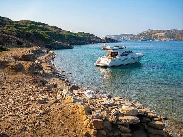 Στρογγυλή (Private Islands Inc/Daily Mail) Στρογγυλή (Private Islands Inc/Daily Mail)