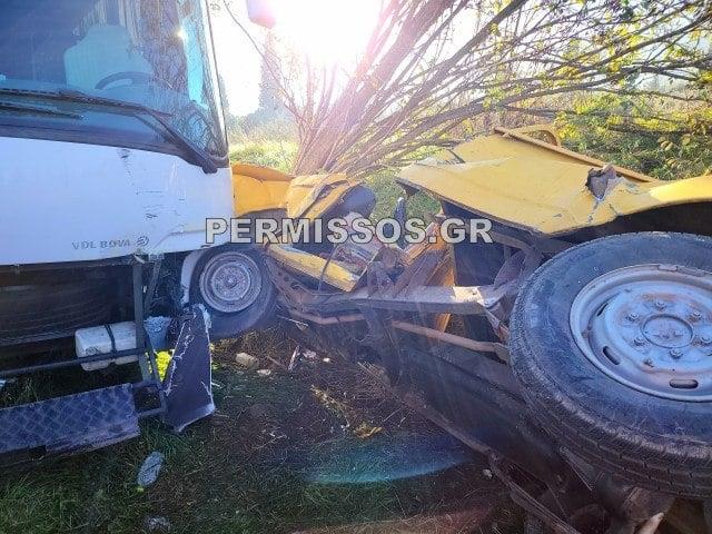 Σοβαρό τροχαίο έξω από την Αλίαρτο