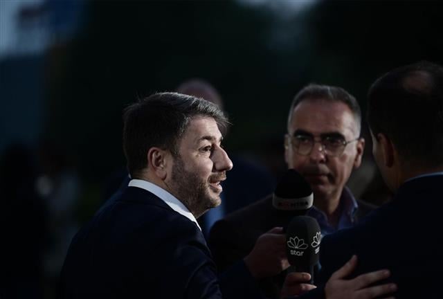 Why Nikos Androlakis kicked Haris Kastanidis out of parliament