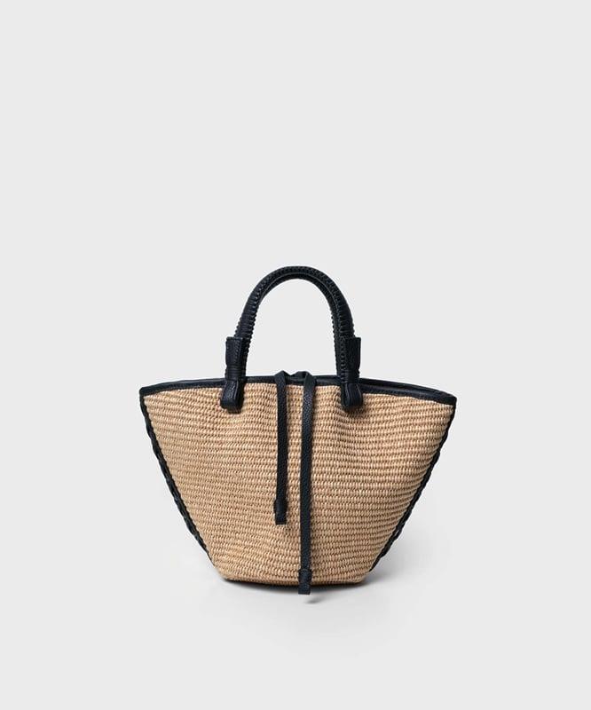 PHOTOS CALLISTA-KOORELOO-WINGS PHOTOS CALLISTA-KOORELOO-WINGS