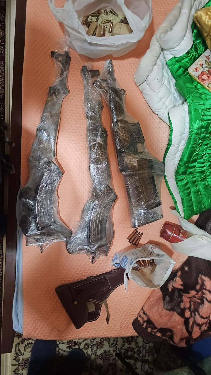 Το οπλοστάσιο της εγκληματικής οργάνωσης (ETHNOS.GR)