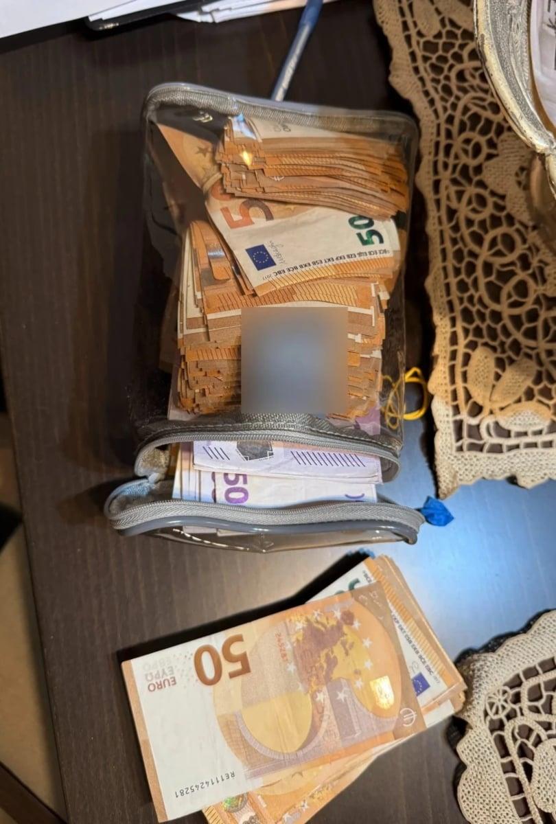 Το κύκλωμα με τις ψεύτικες επενδύσεις (ΕΛΑΣ) Το κύκλωμα με τις ψεύτικες επενδύσεις (ΕΛΑΣ)