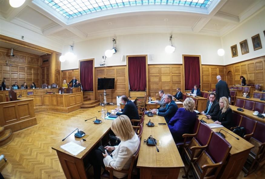 Συνεχίζονται οι διαδικασίες της Εξεταστικής Επιτροπής (ΓΙΩΡΓΟΣ ΚΟΝΤΑΡΙΝΗΣ/EUROKINISSI) Συνεχίζονται οι διαδικασίες της Εξεταστικής Επιτροπής (ΓΙΩΡΓΟΣ ΚΟΝΤΑΡΙΝΗΣ/EUROKINISSI)