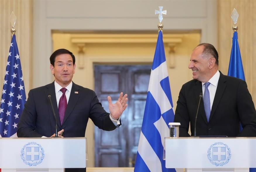 Μάρκο Ρούμπιο - Γιώργος Γεραπετρίτης (AP Photo/Mark Schiefelbein, Pool)