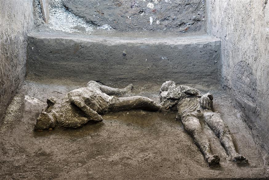 Λείψανα πλούσιου και σκλάβου στην Πομπηία/Copyright: AP Images