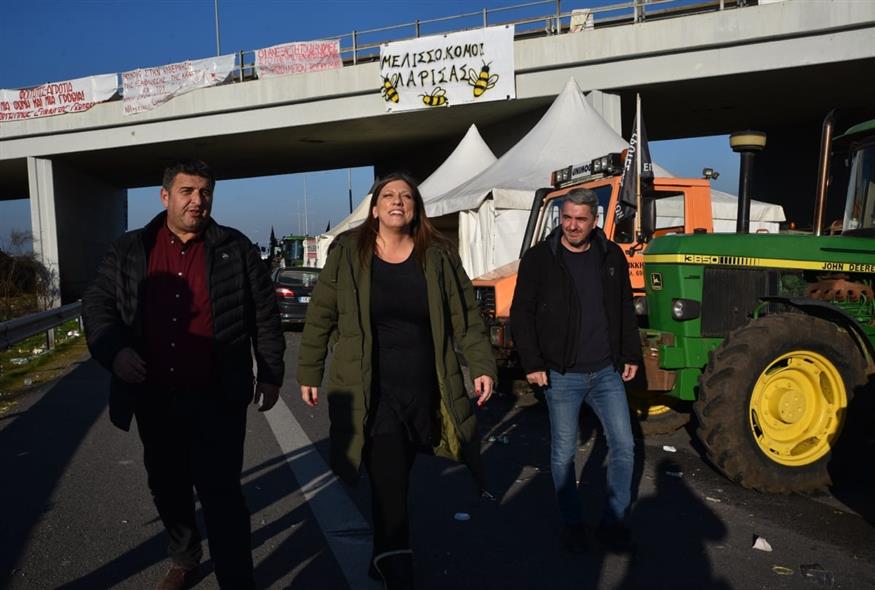 Στο μπλόκο της Νίκαιας η Ζωή Κωνσταντοπούλου (ΙΝΤΙΜΕ)