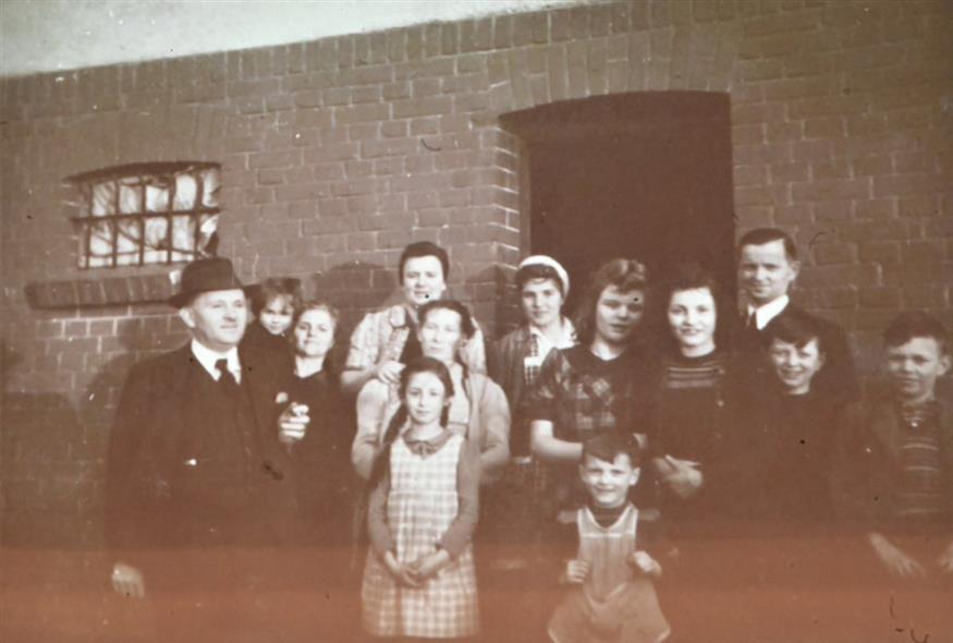 Παρουσιάστηκαν οι συγκλονιστικές φωτογραφίες - ντοκουμέντα από την εκτέλεση των «200»