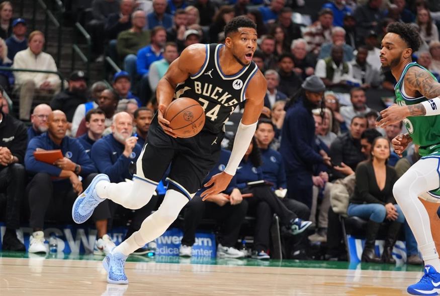 Οδοστρωτήρας και στο Ντάλας ο Αντετοκούνμπο (AP)