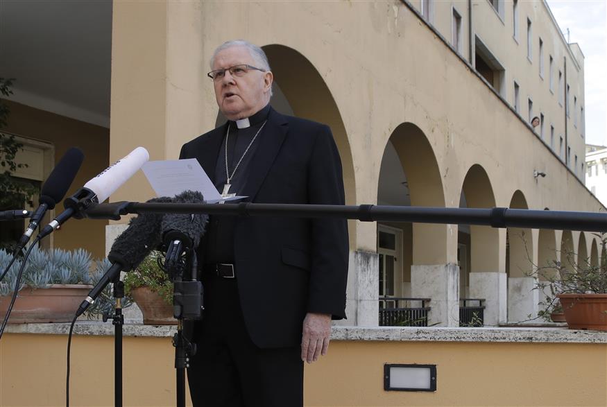 Ο αρχιεπίσκοπος του Μπρίσμπεϊν ανακοινώνει την φυλάκιση του καρδιναλίου Πελ