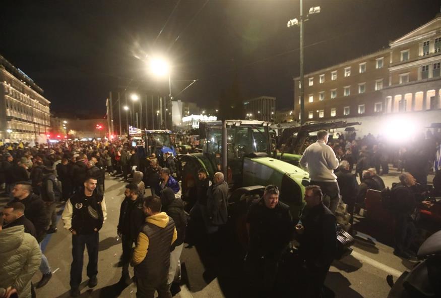 Αγρότες (ΓΙΑΝΝΗΣ ΠΑΝΑΓΟΠΟΥΛΟΣ/EUROKINISSI) Αγρότες (ΓΙΑΝΝΗΣ ΠΑΝΑΓΟΠΟΥΛΟΣ/EUROKINISSI)